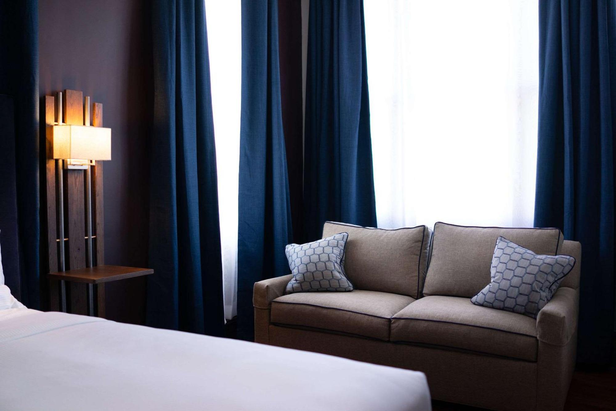 The Esquire Hotel Downtown Gastonia, Ascend Hotel Collection Exteriör bild