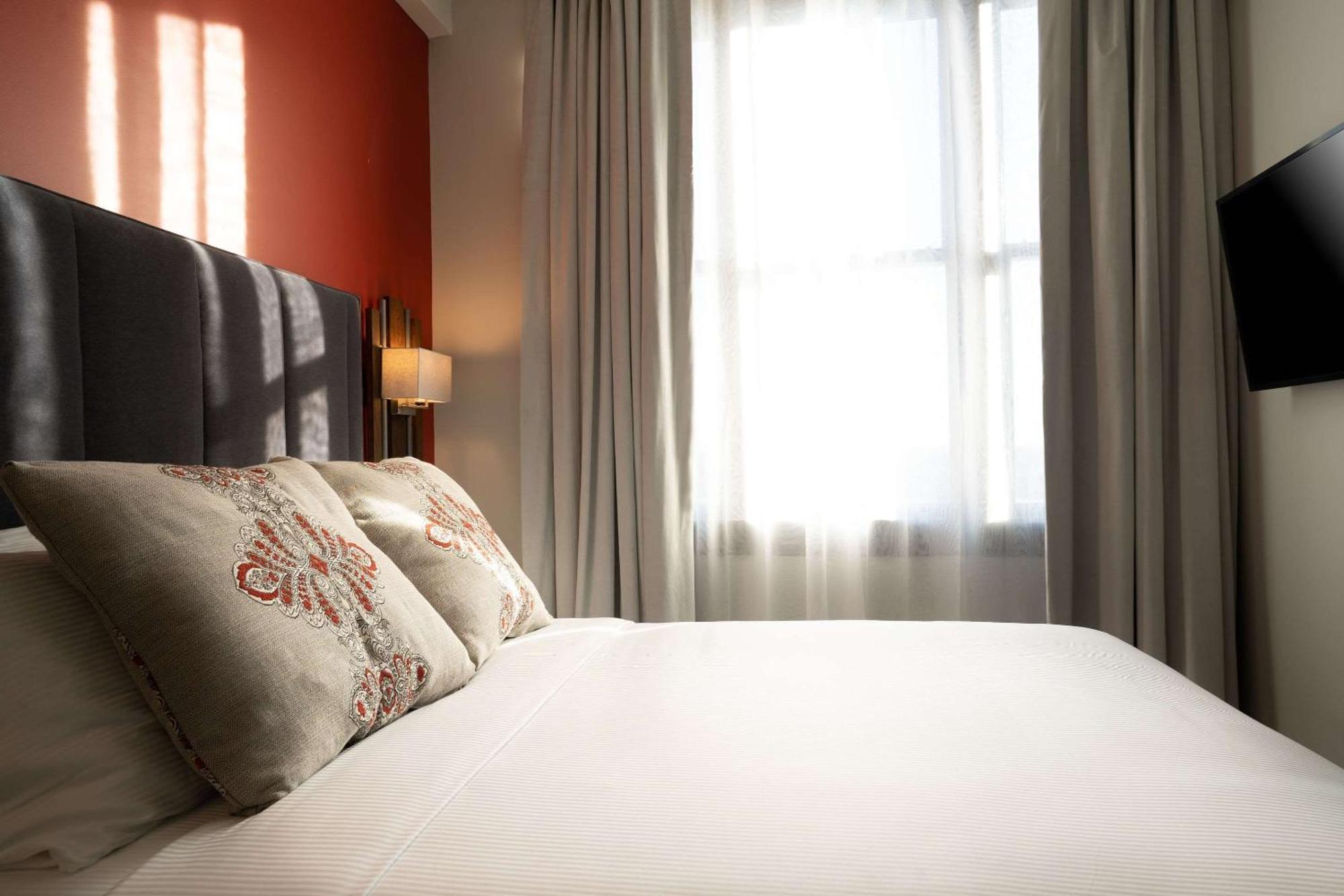 The Esquire Hotel Downtown Gastonia, Ascend Hotel Collection Exteriör bild
